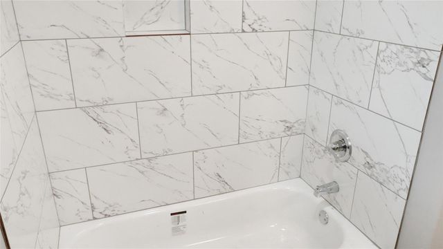 5739 Turtle Creek Road, Houston, TX 77017