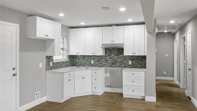 5739 Turtle Creek Road, Houston, TX 77017