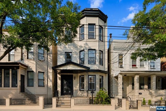 110 Maple 2, Weehawken, NJ 07086
