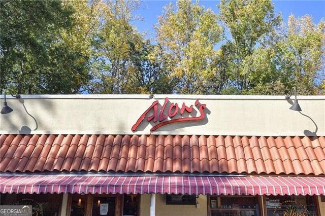 522 Woodbridge Hollow Court NE, Atlanta, GA 30306