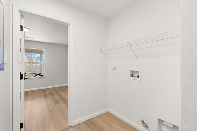 7616 Desert Canyon Place SW, Albuquerque, NM 87121