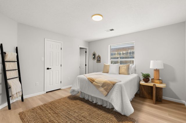 7616 Desert Canyon Place SW, Albuquerque, NM 87121