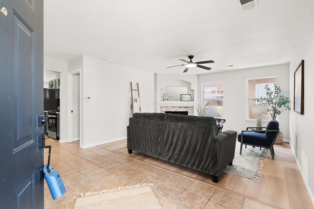 7616 Desert Canyon Place SW, Albuquerque, NM 87121