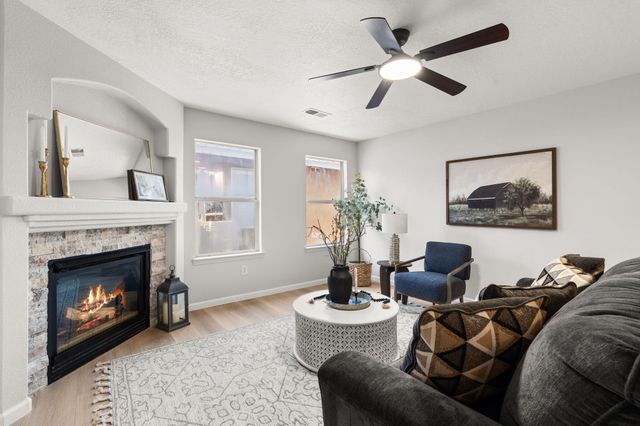 7616 Desert Canyon Place SW, Albuquerque, NM 87121