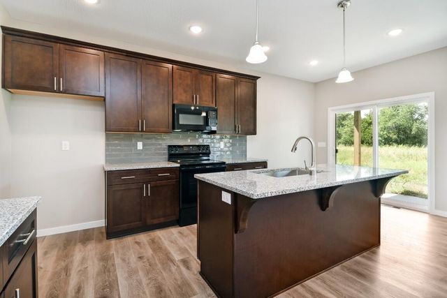 1313 N Maxine Avenue, Nixa, MO 65714