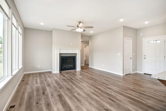 1313 N Maxine Avenue, Nixa, MO 65714