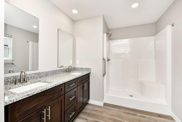 1313 N Maxine Avenue, Nixa, MO 65714