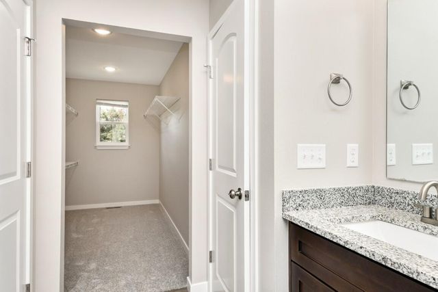 1313 N Maxine Avenue, Nixa, MO 65714