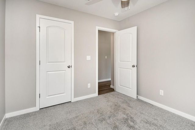 1313 N Maxine Avenue, Nixa, MO 65714