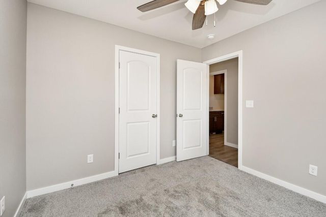 1313 N Maxine Avenue, Nixa, MO 65714