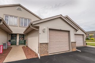 883 E Loos STREET #3, Hartford, WI 53027