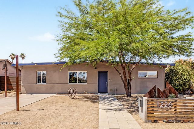 1226 W Manhatton Drive, Tempe, AZ 85282