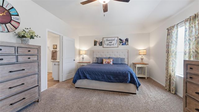 128 Barton Creek Drive, Huntsville, TX 77340