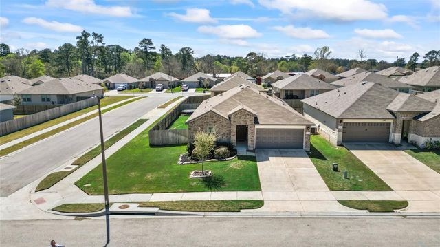 128 Barton Creek Drive, Huntsville, TX 77340