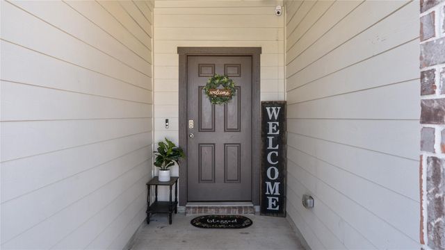 128 Barton Creek Drive, Huntsville, TX 77340