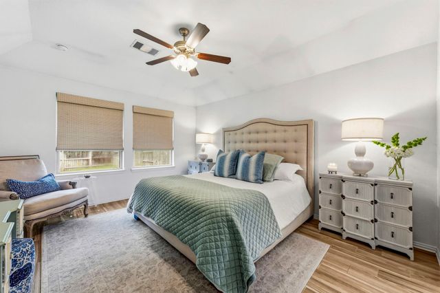 209 Emory Birch Drive, Montgomery, TX 77316