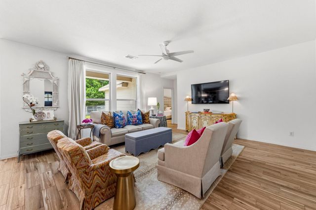 209 Emory Birch Drive, Montgomery, TX 77316