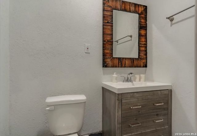 7131 Larksong St, Leon Valley, TX 78238