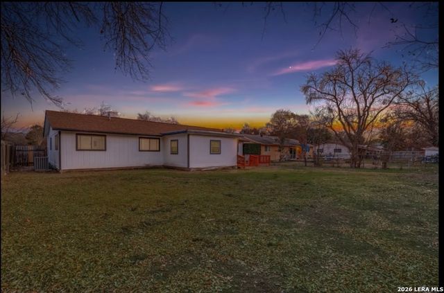 7131 Larksong St, Leon Valley, TX 78238