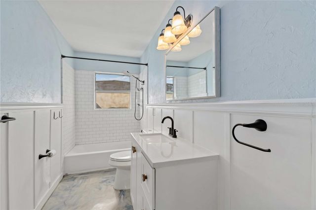 1011 14TH STREET W, Palmetto, FL 34221