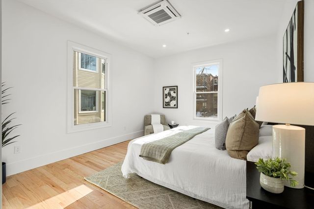 151 Townsend 2, Boston, MA 02121