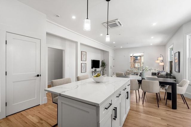 151 Townsend 2, Boston, MA 02121