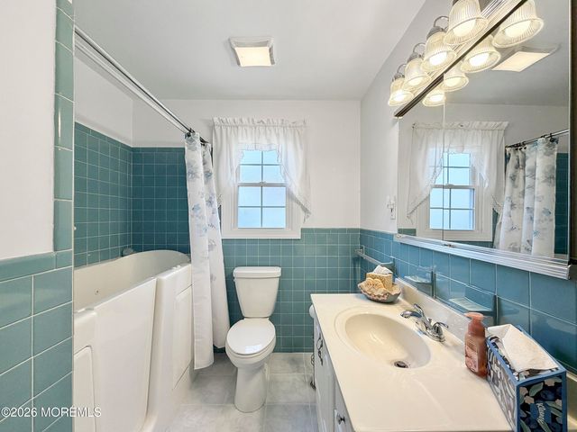 161A Parkway Drive A, Freehold, NJ 07728