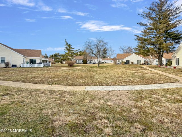 161A Parkway Drive A, Freehold, NJ 07728