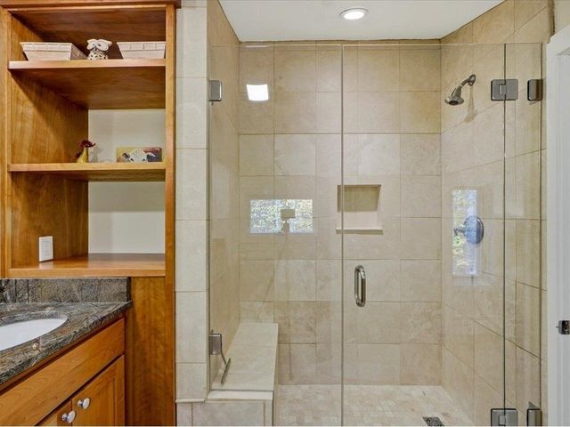 185 Maple Road, Stowe, VT 05672