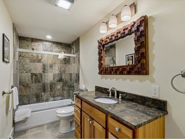 185 Maple Road, Stowe, VT 05672