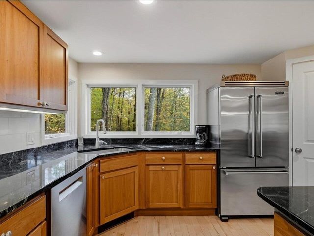 185 Maple Road, Stowe, VT 05672