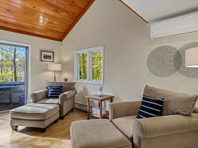 185 Maple Road, Stowe, VT 05672