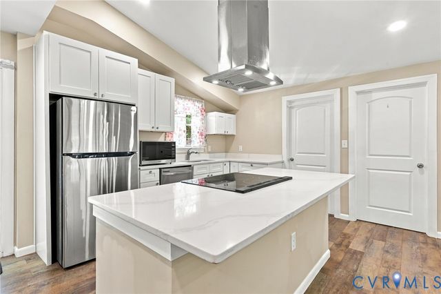 2912 Bensley Rd, North Chesterfield, VA 23237