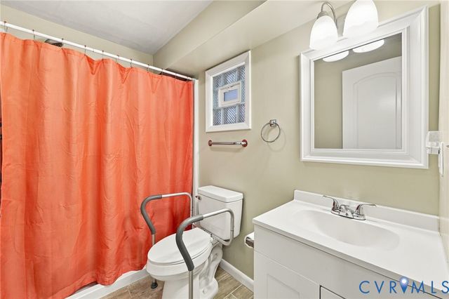 2912 Bensley Rd, North Chesterfield, VA 23237