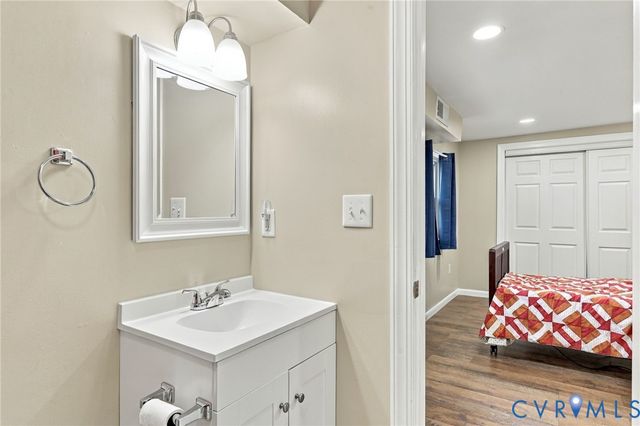 2912 Bensley Rd, North Chesterfield, VA 23237