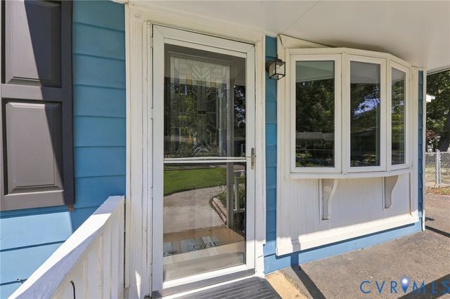 2912 Bensley Rd, North Chesterfield, VA 23237