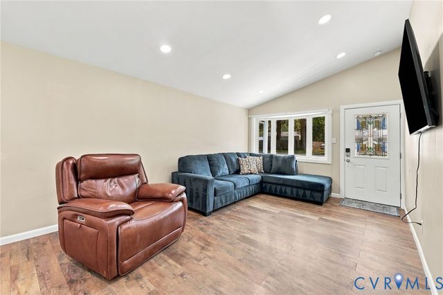 2912 Bensley Rd, North Chesterfield, VA 23237