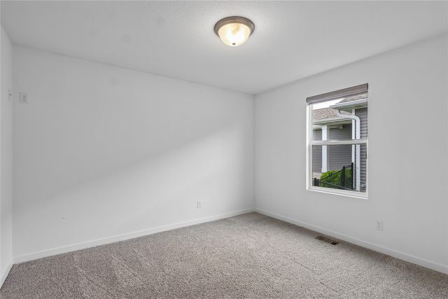 8974 Primo Lane, West Des Moines, IA 50266