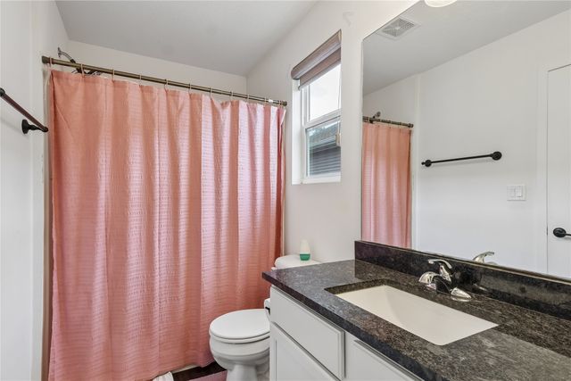 8974 Primo Lane, West Des Moines, IA 50266