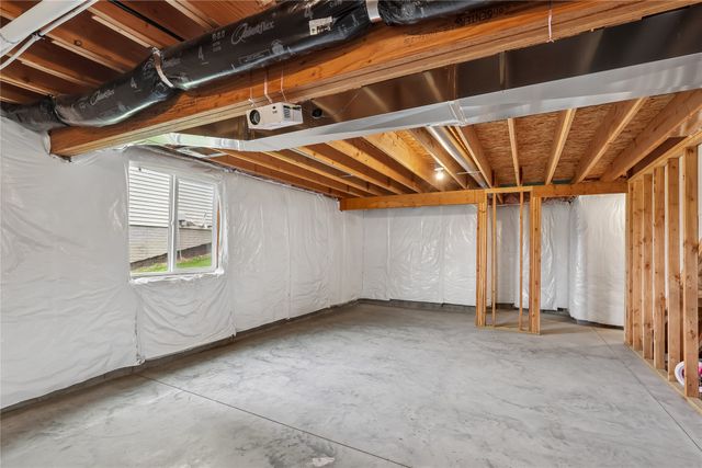 8974 Primo Lane, West Des Moines, IA 50266