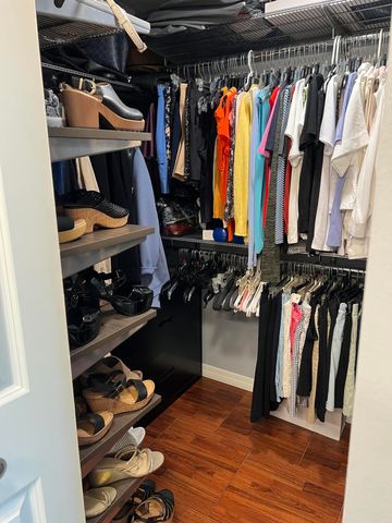 156 Lake Evelyn Drive, West Palm Beach, FL 33411