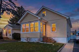 7 Henderson Blvd, Fair Lawn Boro, NJ 07410