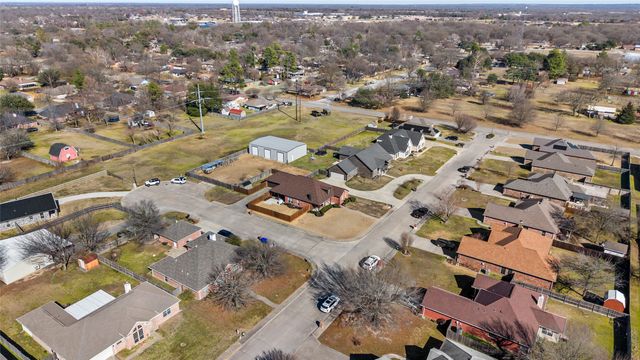 1308 Madeline Street, Commerce, TX 75428