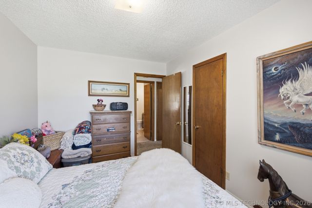 4822 Grenada Avenue, Sand Springs, OK 74063