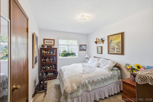 4822 Grenada Avenue, Sand Springs, OK 74063