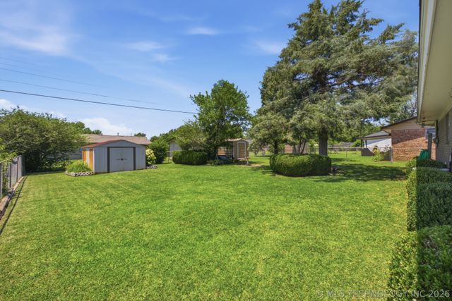 4822 Grenada Avenue, Sand Springs, OK 74063