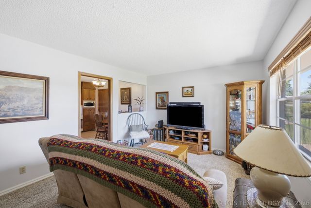 4822 Grenada Avenue, Sand Springs, OK 74063