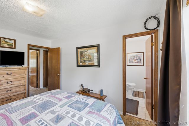 4822 Grenada Avenue, Sand Springs, OK 74063