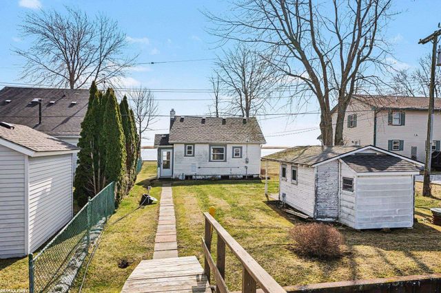 5222 South Channel Drive, Clay Twp, MI 48028