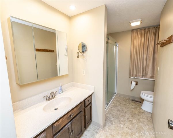 845 Sunset Drive, Englewood, OH 45322